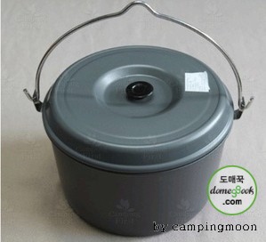 ในบรรดาคอปเปลแข็ง Kopel Bear Pot