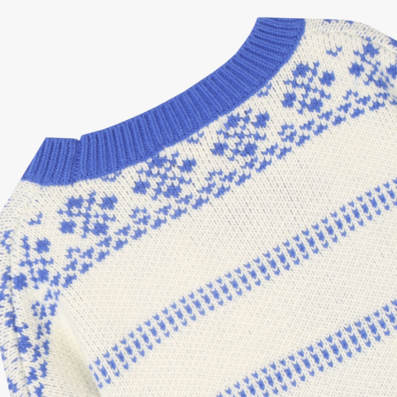 เสื้อกันหนาว Thick Jacquard Pullover